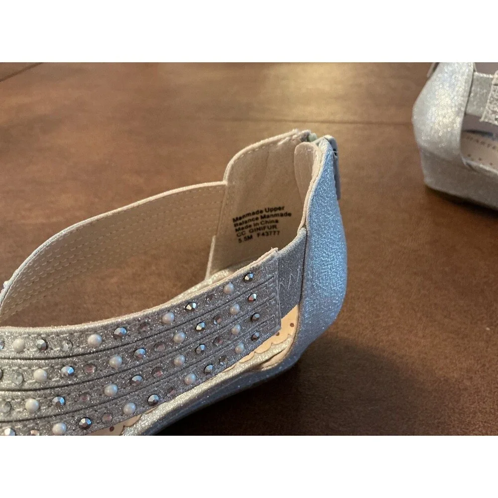 Charter club women's dress shoes in silver size 5.5 Summer shoe